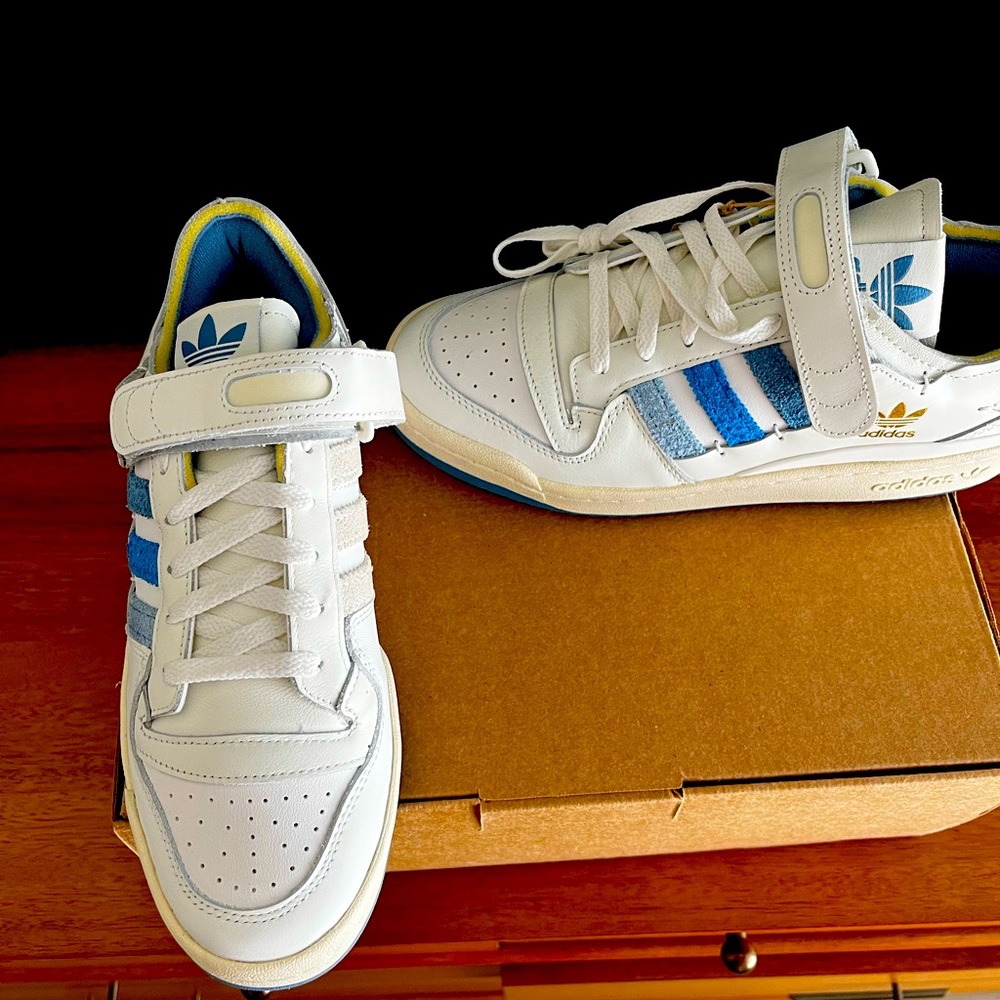 Adidas Forum 84 Low Trainers in Cloud White